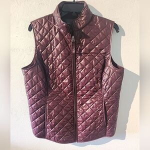 Van Heusen Vest Women’s Large Burgundy Quilted Thin Puffer Full Zip